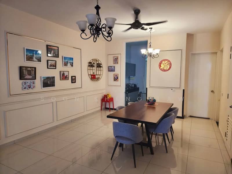 Rumah Teres 2 Tingkat untuk Dijual di Eco Majestic (Semenyih) - Soon Sheng Law - Dining Room - PropertyGuru.com.my