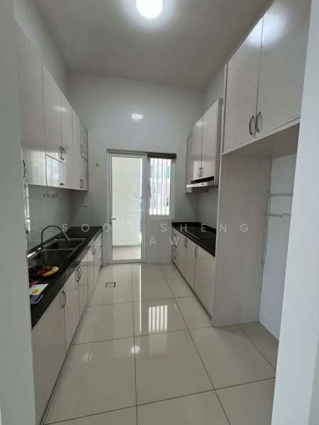 2-storey Terraced House for Sale in Eco Majestic (Semenyih) - Soon Sheng Law - Kitchen - PropertyGuru.com.my