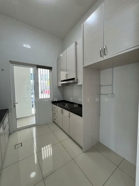 2-storey Terraced House for Sale in Eco Majestic (Semenyih) - Soon Sheng Law - Kitchen - PropertyGuru.com.my