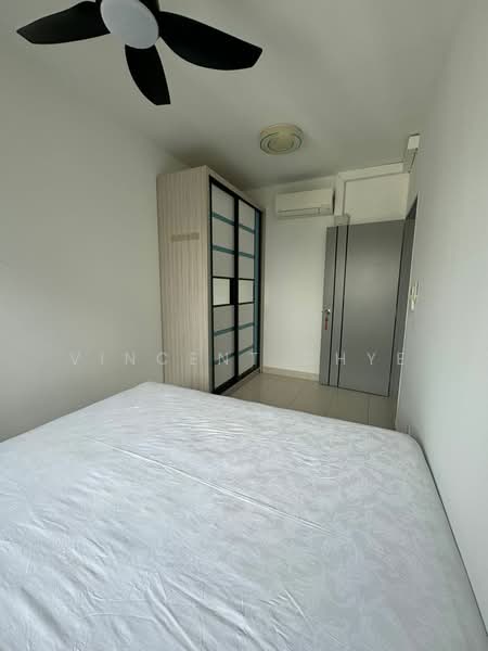 Kondominium untuk Disewa di Residensi Desa Satumas - Vincent Chye - Bedroom - PropertyGuru.com.my