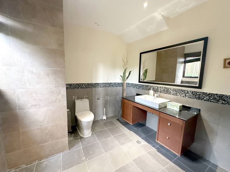 Bungalow House untuk Dijual di Tropicana Golf & Country Resort (Tropicana) - Vincent Liaw - Bathroom - PropertyGuru.com.my