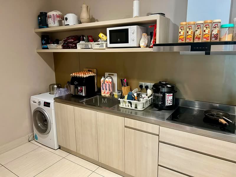 Service Residence for Sale at Serviced Residence @ Shaftsbury Putrajaya - Jim Lee - Kitchen - PropertyGuru.com.my