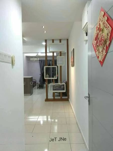 Kondominium untuk Disewa di Pelangi Heights 2 - Joanne Lim - Entrance - PropertyGuru.com.my
