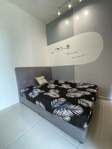 Condominium for Rent at Bay Laurel @ Country Garden Danga Bay - Joanna Tai - Bedroom - PropertyGuru.com.my