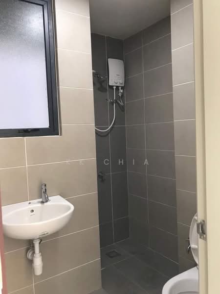 Kondominium untuk Disewa di Lido Residency - KK Chia - Bathroom - PropertyGuru.com.my