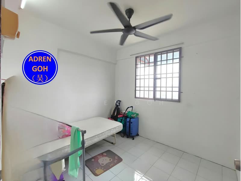 Pangsapuri untuk Dijual di Krystal Heights - Adren Goh - Bedroom - PropertyGuru.com.my