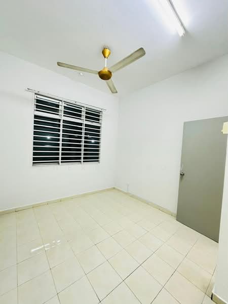 Apartment for Sale at Indah Court Apartment - Sherrly Sow - Interior - PropertyGuru.com.my