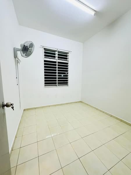 Apartment for Sale at Indah Court Apartment - Sherrly Sow - Interior - PropertyGuru.com.my