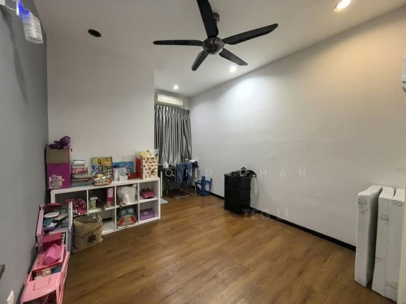 Rumah Teres 2 Tingkat untuk Dijual di Kemuning Utama (Shah Alam) - Desmond Chan - Interior - PropertyGuru.com.my