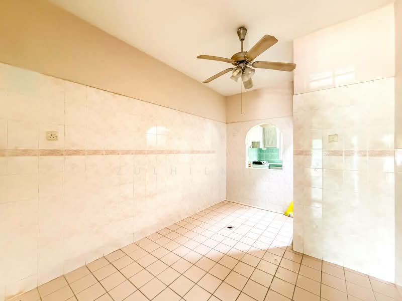 Rumah Teres 2 Tingkat untuk Dijual di Seksyen 13 (Shah Alam) - Zulhilmi . - PropertyGuru.com.my