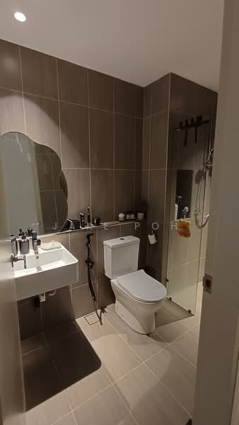 Kediaman Servis untuk Disewa di The Pulse Residence - Jake Poh - Bathroom - PropertyGuru.com.my