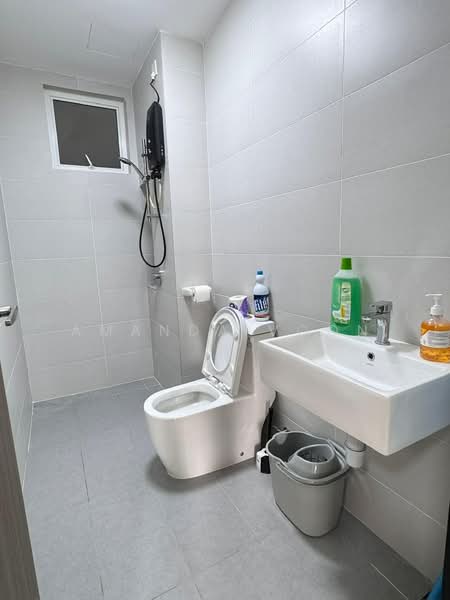 Servis Apartment untuk Disewa di TRELLIS RESIDENCES - Amanda Voon - Bathroom - PropertyGuru.com.my