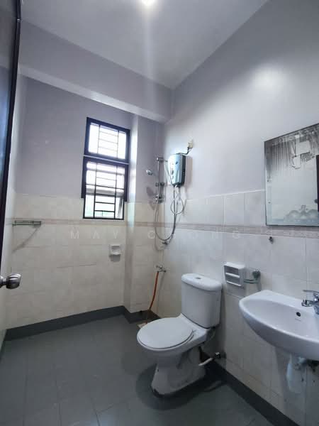 Rumah Teres 2 Tingkat untuk Disewa di Austin (Johor Bahru) - May Chong - Bathroom - PropertyGuru.com.my