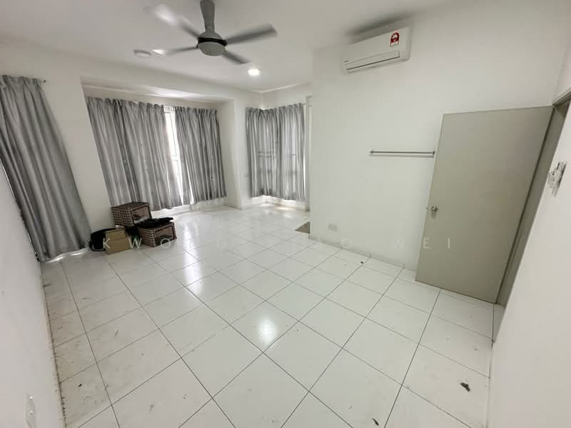 2-storey Terraced House for Sale in Bandar Tasik Puteri (Rawang) - Kwong Xiao Wei - Living Room - PropertyGuru.com.my