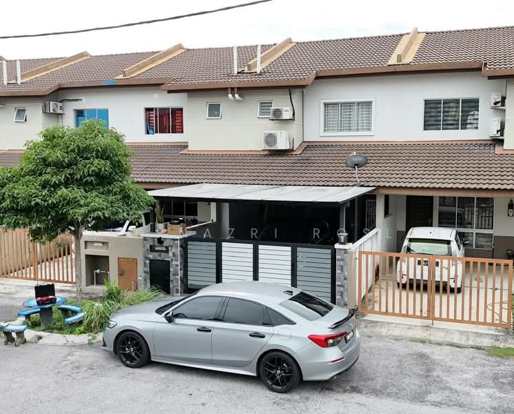 2-storey Terraced House for Sale in Taman Desiran Bayu (Puchong) - Mohd Nazri Roslan - PropertyGuru.com.my
