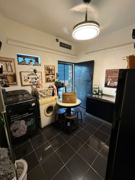 2-storey Terraced House for Sale in Dhoby Ghaut (George Town) - Aswad . - Laundry Area - PropertyGuru.com.my
