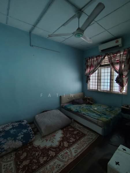 1-storey Terraced House for Sale in Taman Muda (Simpang Pulai) - Fatin . - Bedroom - PropertyGuru.com.my