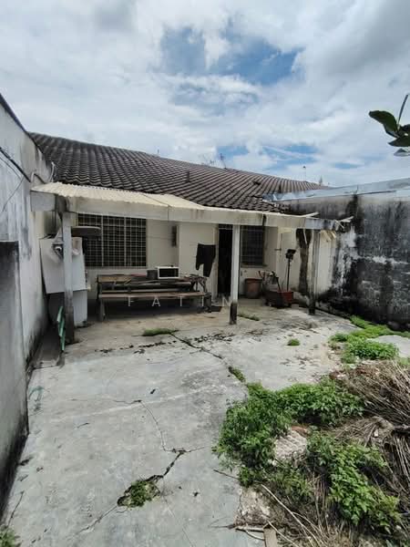 1-storey Terraced House for Sale in Taman Muda (Simpang Pulai) - Fatin . - Exterior - PropertyGuru.com.my