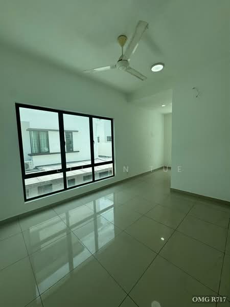 Rumah Berkembar untuk Dijual di Setia Utama (Setia Alam) - Reilynn Tue - PropertyGuru.com.my