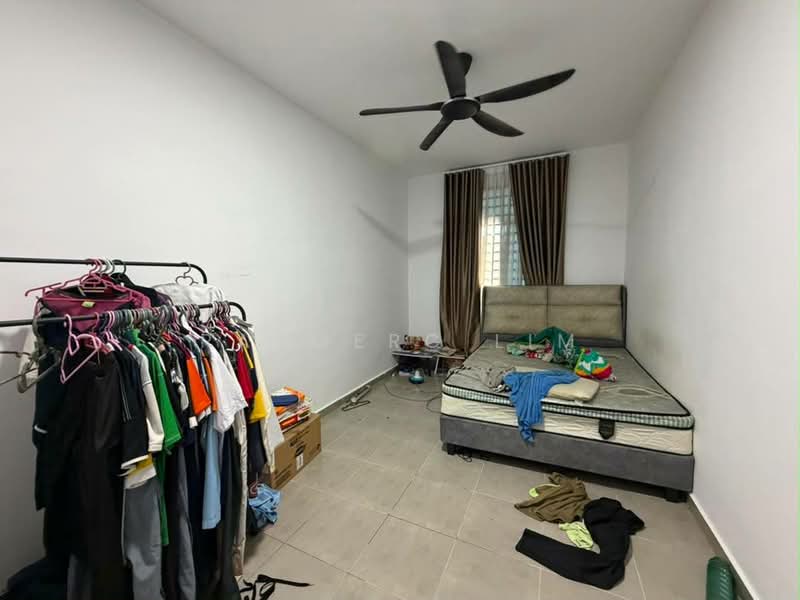 Terraced House for Sale in Taman Kundang Jaya (Rawang) - Raymerc Lim - Bedroom - PropertyGuru.com.my