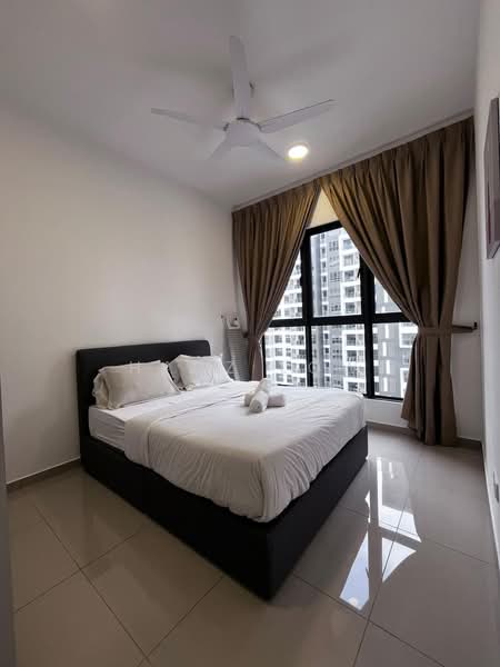 Servis Apartment untuk Disewa di Suria Garden - Hanz Low - Bedroom - PropertyGuru.com.my
