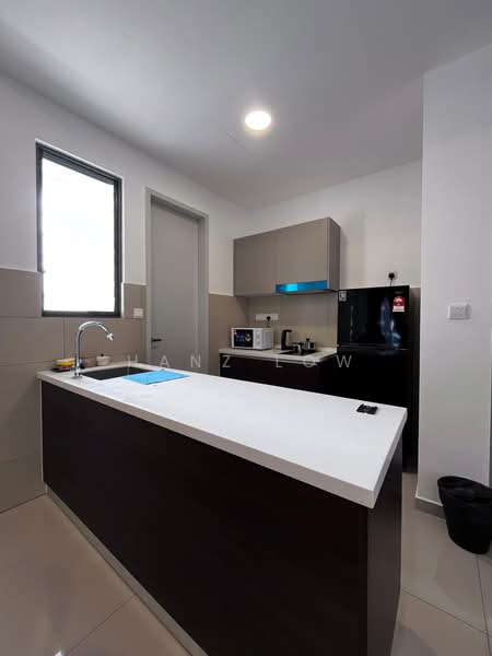 Servis Apartment untuk Disewa di Suria Garden - Hanz Low - Kitchen - PropertyGuru.com.my