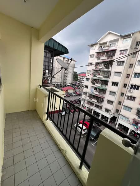 Flat for Rent at Taman Bunga Negara - Muhammad Taufeeq - Balcony - PropertyGuru.com.my