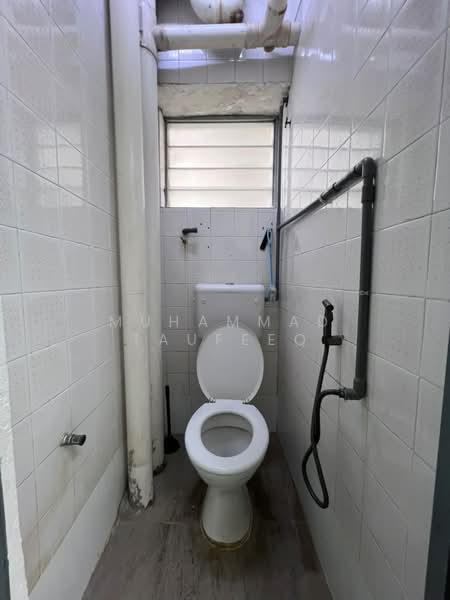 Flat for Rent at Taman Bunga Negara - Muhammad Taufeeq - Bathroom - PropertyGuru.com.my