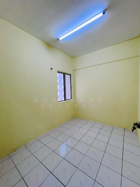 Flat for Rent at Taman Bunga Negara - Muhammad Taufeeq - Interior - PropertyGuru.com.my