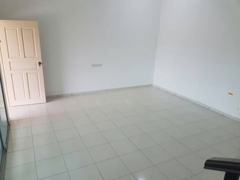 Terraced House for Sale in Gopeng Industrial Park (Gopeng) - Fatin . - Interior - PropertyGuru.com.my