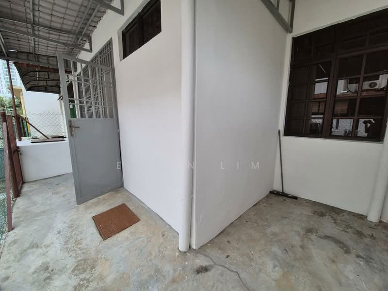Rumah Teres 2 Tingkat untuk Dijual di Taman Tampoi Indah (Tampoi) - Edwin Lim - Exterior - PropertyGuru.com.my