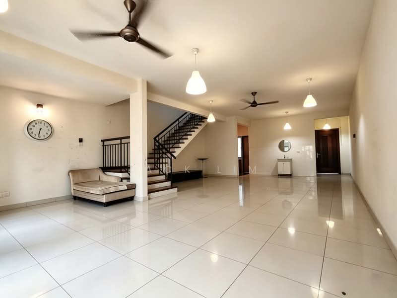 2-storey Terraced House for Sale in Denai Alam (Shah Alam) - Zack Lim - Living Room - PropertyGuru.com.my