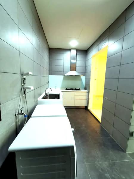 Kondominium untuk Dijual di The Pearl KLCC - Stephen Ong - Kitchen - PropertyGuru.com.my