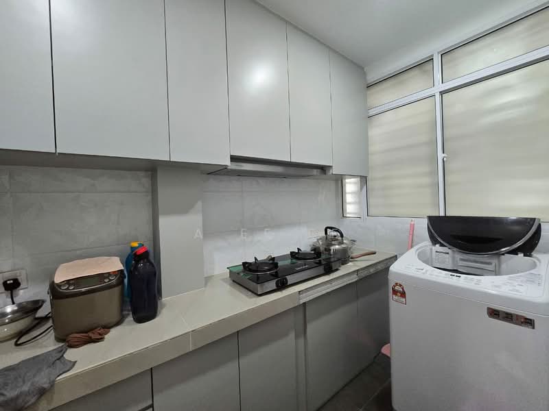 Apartment for Sale at The Rise Collection 3 - A Ee Ee - Kitchen - PropertyGuru.com.my