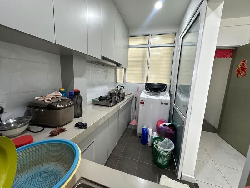 Apartment for Sale at The Rise Collection 3 - A Ee Ee - Kitchen - PropertyGuru.com.my