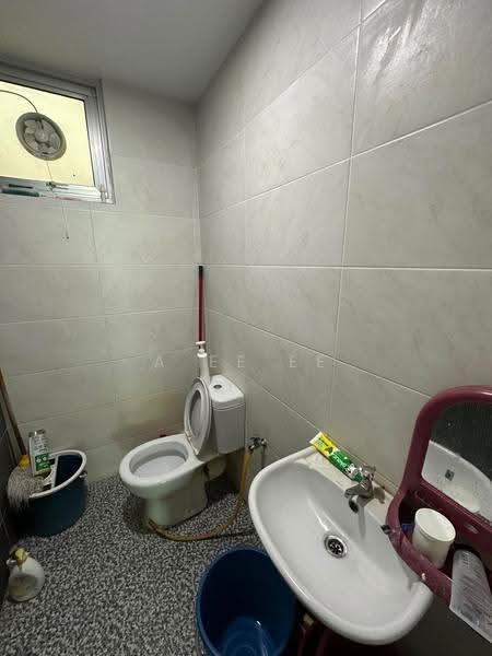 Apartment for Sale at The Rise Collection 3 - A Ee Ee - Bathroom - PropertyGuru.com.my