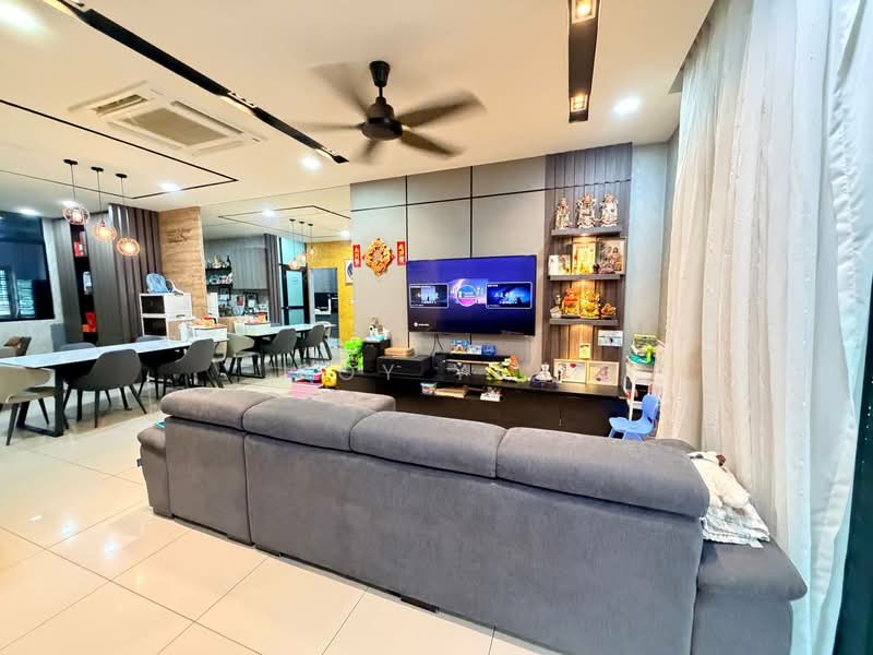 2-storey Terraced House for Sale in Bandar Seri Alam (Masai) - Roy Yap - Living Room - PropertyGuru.com.my