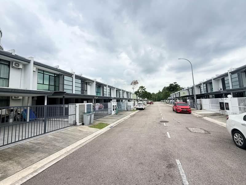 2-storey Terraced House for Sale in Bandar Seri Alam (Masai) - Roy Yap - Exterior - PropertyGuru.com.my