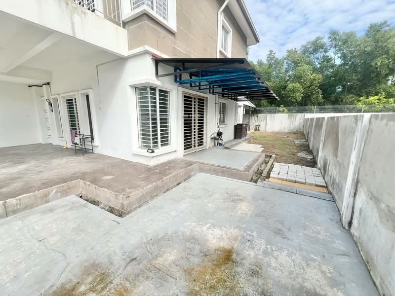 Rumah Berkembar untuk Dijual di Taman Desiran Bayu (Puchong) - Mohd Nazri Roslan - PropertyGuru.com.my