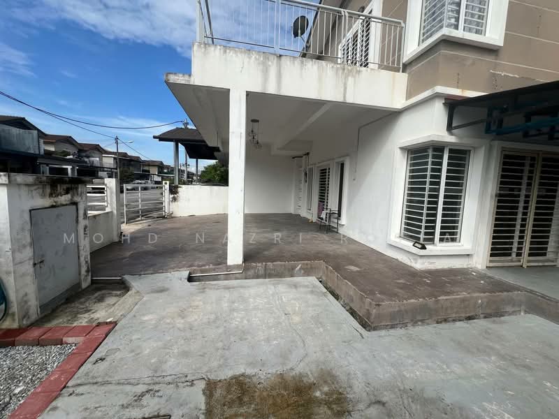 Rumah Berkembar untuk Dijual di Taman Desiran Bayu (Puchong) - Mohd Nazri Roslan - PropertyGuru.com.my