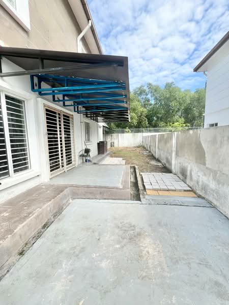 Rumah Berkembar untuk Dijual di Taman Desiran Bayu (Puchong) - Mohd Nazri Roslan - PropertyGuru.com.my