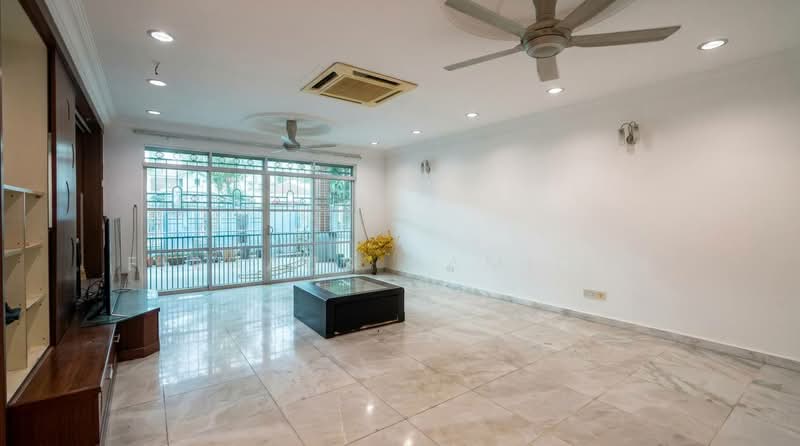 Semi-Detached House for Sale in Klang (Selangor) - Firdaus Hamidun - Living Room - PropertyGuru.com.my