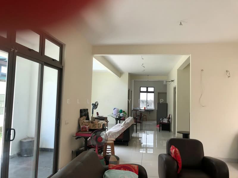 Rumah Berkembar untuk Dijual di Johor Bahru (Johor) - Ellen Yeap - Living Room - PropertyGuru.com.my