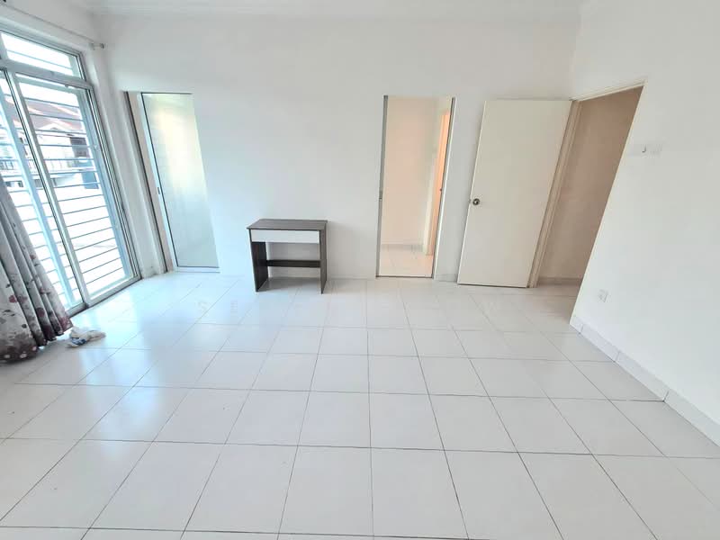 2-storey Terraced House for Sale in Austin (Johor Bahru) - Serene Low - PropertyGuru.com.my