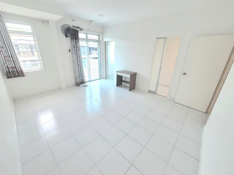 2-storey Terraced House for Sale in Austin (Johor Bahru) - Serene Low - PropertyGuru.com.my