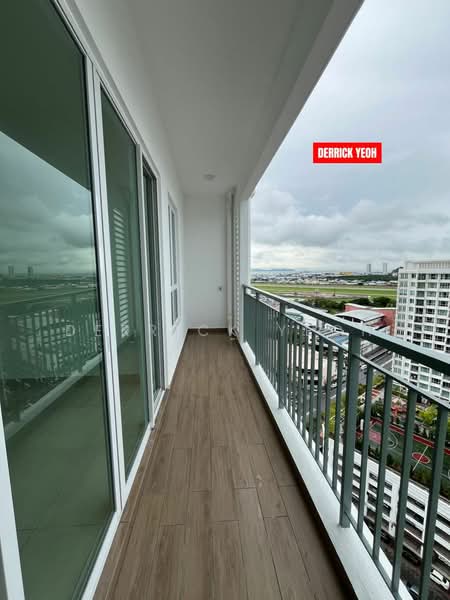 Kondominium untuk Disewa di Lucerne Residences - Derrick Yeoh - Balcony - PropertyGuru.com.my