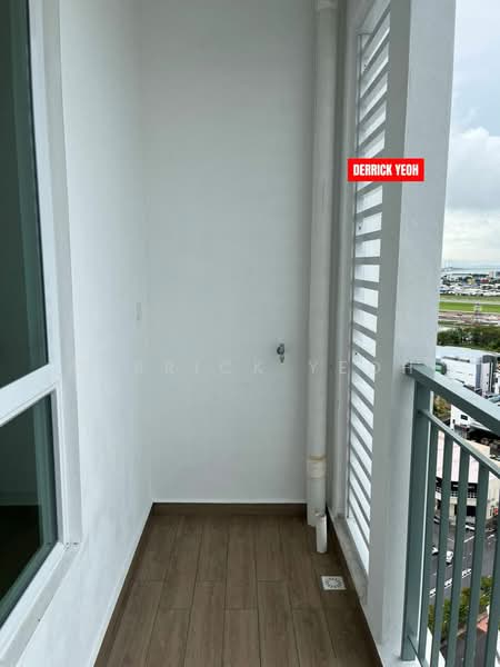 Kondominium untuk Disewa di Lucerne Residences - Derrick Yeoh - Balcony - PropertyGuru.com.my