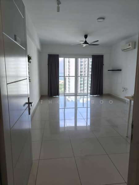 Kondominium untuk Disewa di Tropicana Bay Residences - Anthony Boo - Living Room - PropertyGuru.com.my