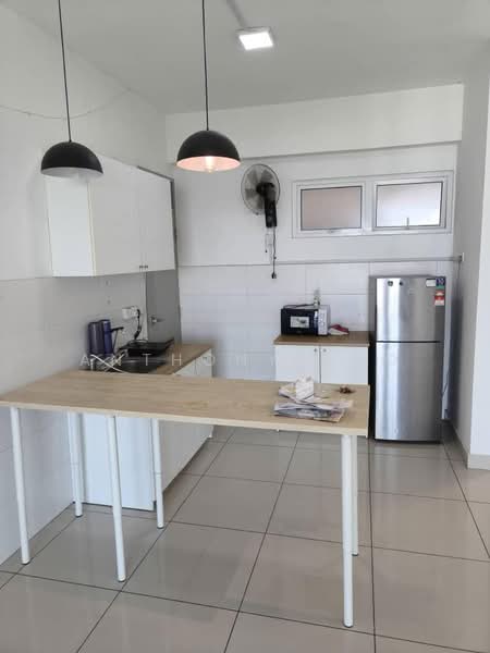 Kondominium untuk Disewa di Tropicana Bay Residences - Anthony Boo - Kitchen - PropertyGuru.com.my