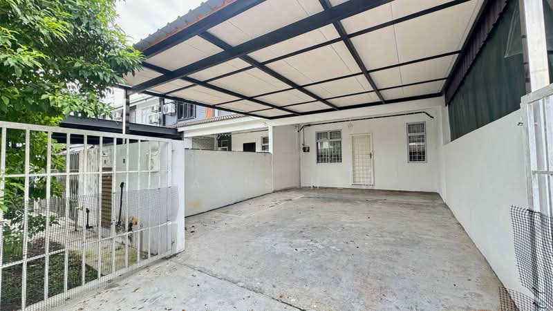 Rumah Teres 2 Tingkat untuk Disewa di Taman Ekoflora (Johor Bahru) - Mavis Hew - Exterior - PropertyGuru.com.my